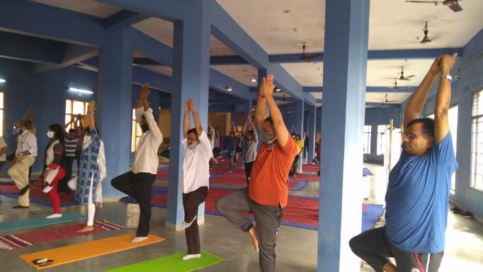 SVIT Vasad Yoga Day photo 3